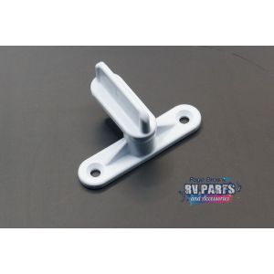 CIRCULAR SHOWER DOOR LATCH